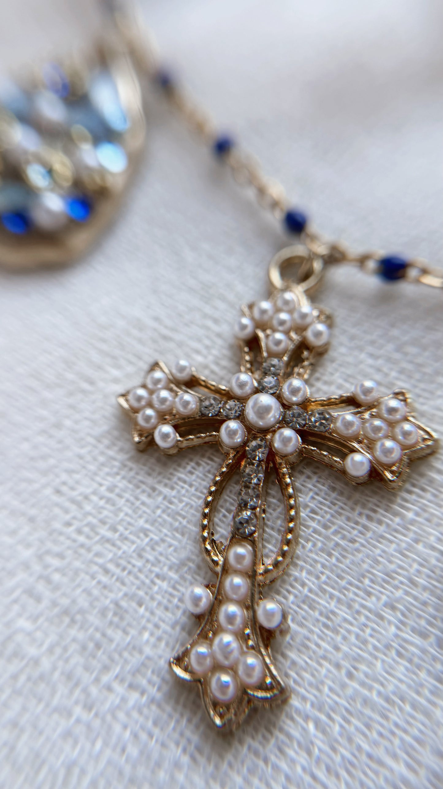 Collier Breloque 🌺✞
