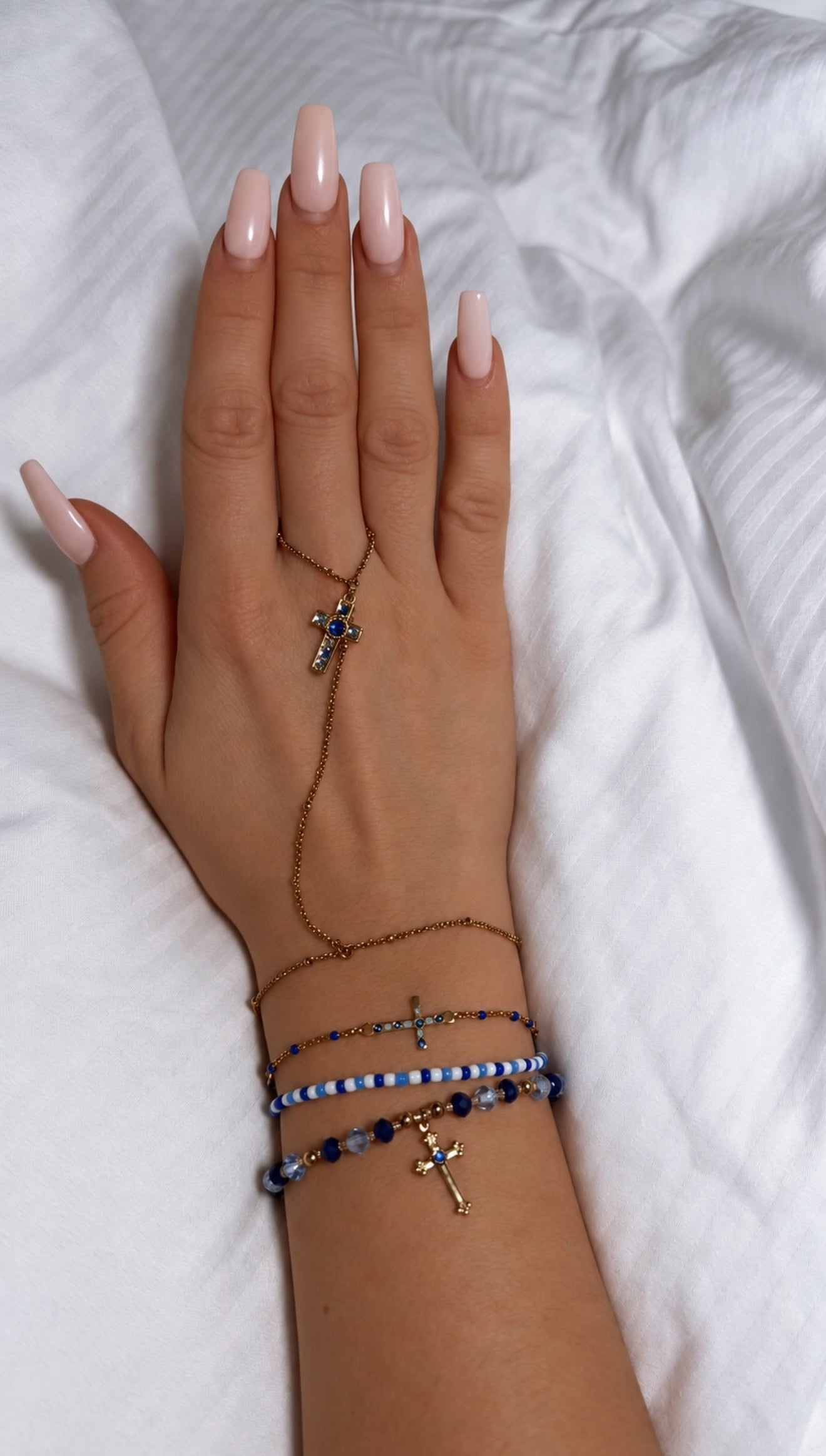 Bracelet fin 🌸✟
